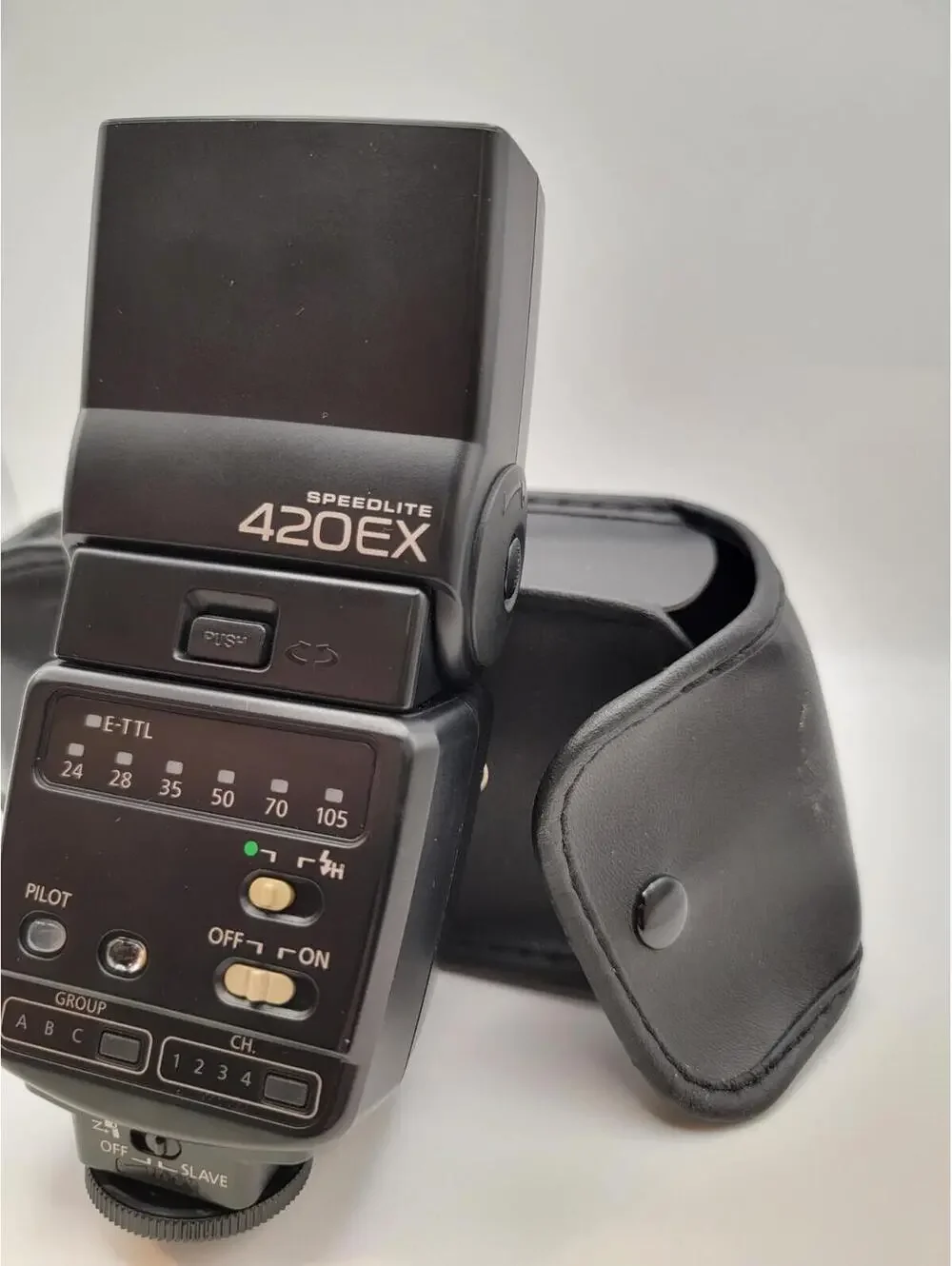 Canon Speedlite 420EX Flash for Canon EOS SLR Cameras with Case, Made in Korea
